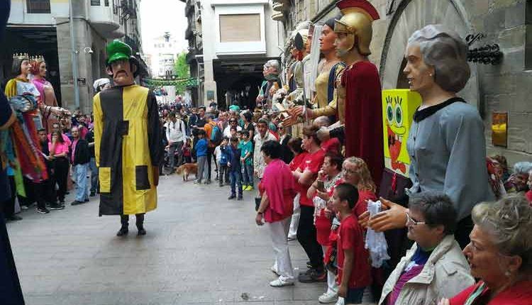 Ahir  la ciutat de Lleida va omplir el centre de la ciutat de gegants i grups de grallers vinguts de tot Catalunya.