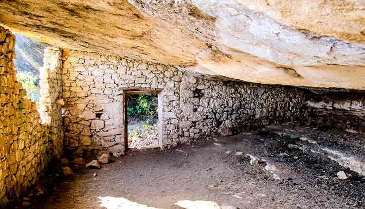 el Centre Cívic de la vila acollira a les 20.00 h  la presentació de l’ inventari del patrimoni etnològic de la Granadella. L’acte amb una breu introducció de l’alcalde del municipi, Carles Gibert que  obrirà la ponència de Jordi Seró, de l’empresa IN SITU Patrimoni i Turisme.