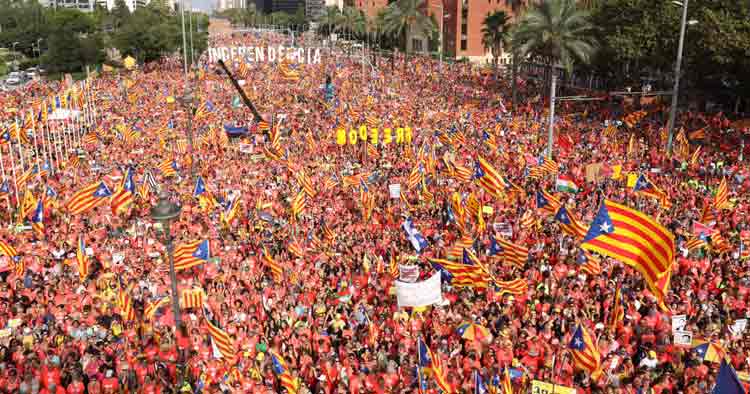 Una Diada multitudinària clama per la República catalana a Barcelona