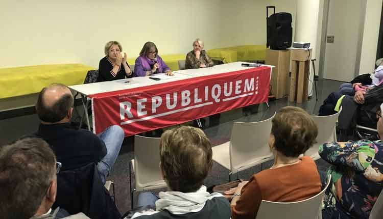 Imatges de la xerrada de Ramona Barrufet ‘El darrer any de la nostra història; fent camí cap a la república’.