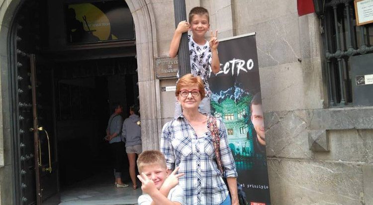 ANIVERSARI. Avui 20 de desembre Mercè Romeu compleix anys. ¡Moltes felicitats …