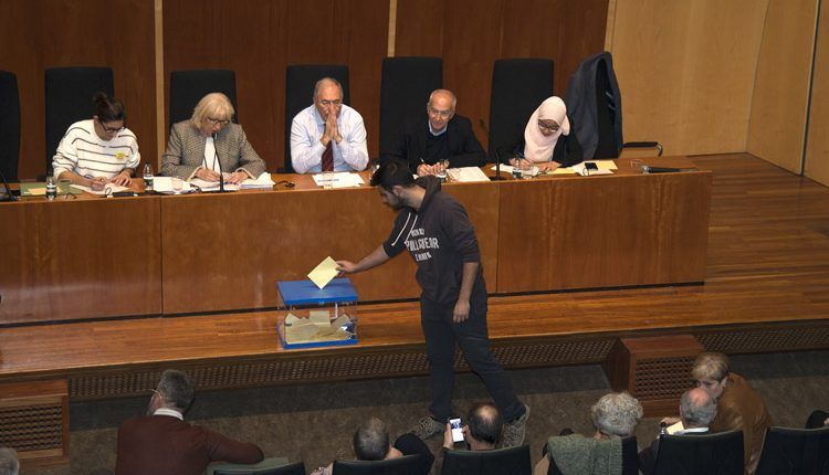 UdL. El Claustre aprova la gestió del rector amb 79 vots a favor i 46 en contra