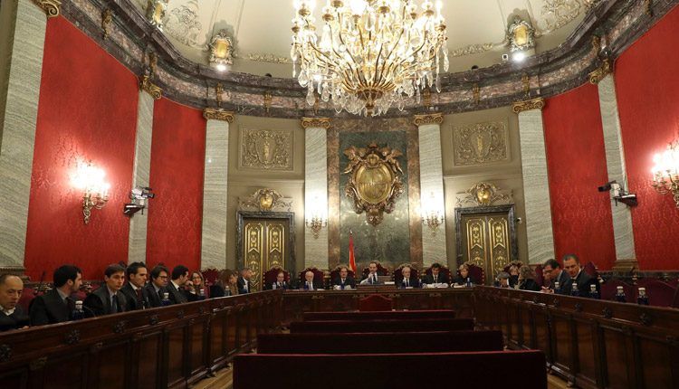 El Suprem jutjarà 12 dels 18 acusats per l'1-O i envia al TSJC la causa de Corominas, Simó, Barrufet, Nuet, Guinó i Boya