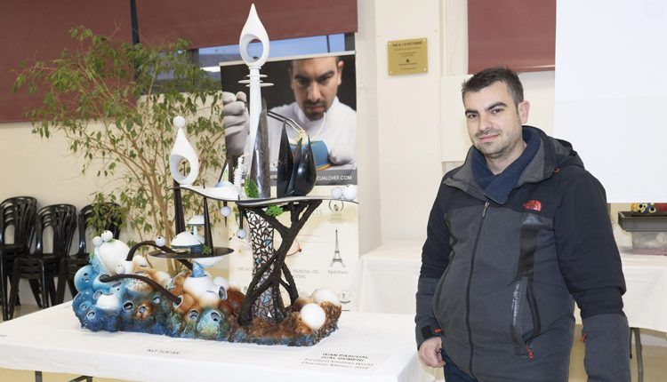 ALMENAR EXHIBEIX LA CREACIÓ AMB LA QUE EL XEF IVAN PASCUAL VA CONCURSAR A PARIS