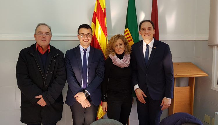 El subdelegat del Govern es reuneix amb la presidenta de l’EMD de Raimat﻿