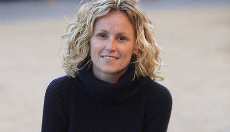 Resposta de la tinent d’alcalde i portaveu del Govern, Montse Mínguez, davant la petició del ple extraordinari per debatre l’informe de la Sindicatura de Comptes