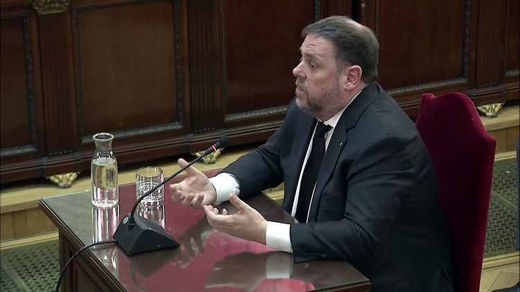 Oriol Junqueras es presenta al Suprem com a "pres polític": "Votar no és cap delicte, impedir-ho per la força sí"