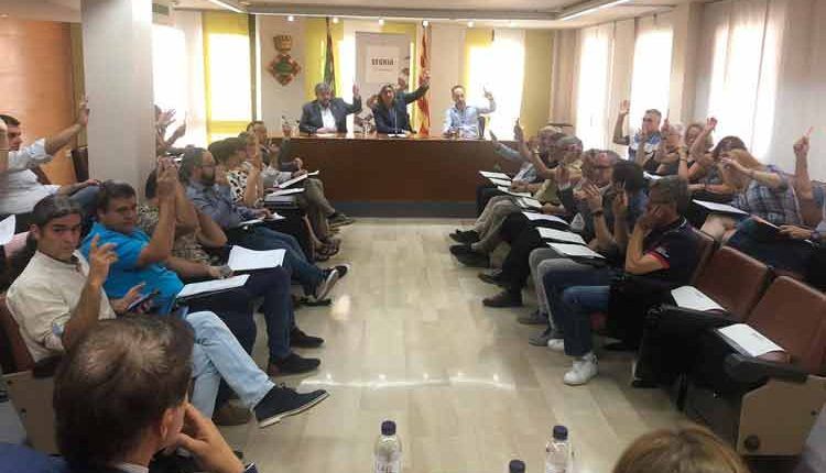 El president del Consell Comarcal del Segrià es rebaixa un 10% el sou per tal de dotar caps d’àrea, per reforçar les 6 àrees de l’ens comarcal.