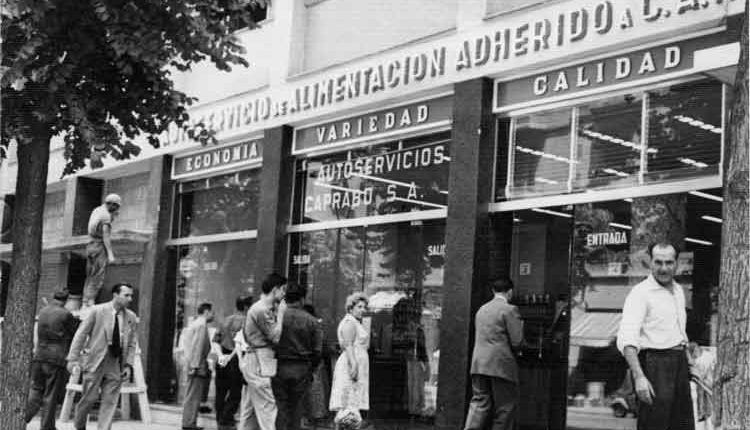 El primer supermercat Caprabo celebra 60 anys