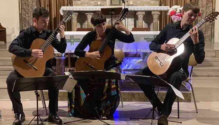 Actuació del Salzburg Guitar Trio a l'Església de Juneda,dins del Garrigues Guitar Festival.