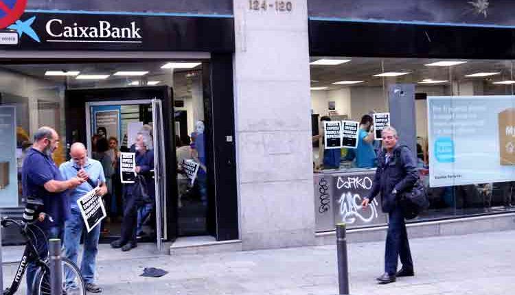 CaixaBank reforça el suport als pensionistes i avança al dia 15 el pagament de la jubilació d’abril 
