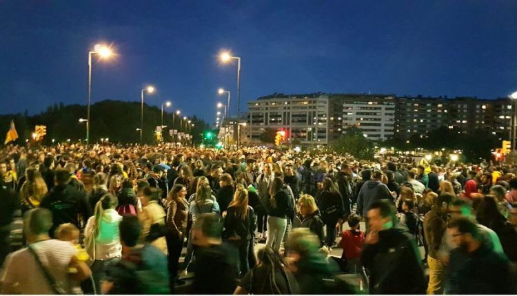 SENTADA I ESPELMES. Protestes i concentracions continuen.