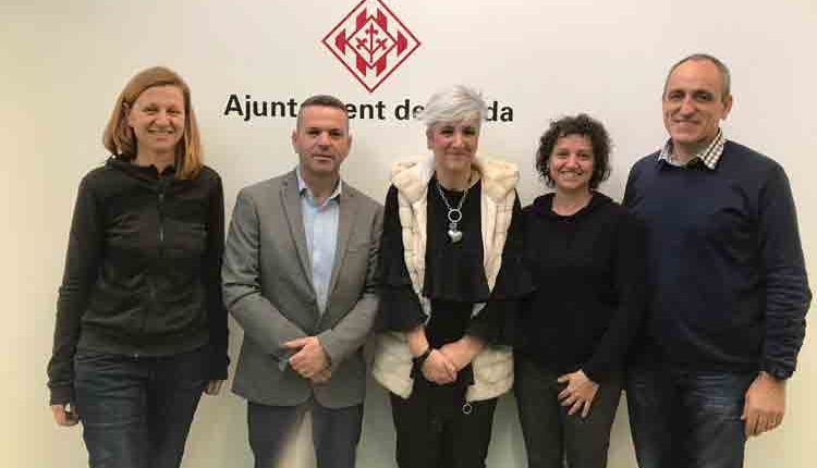 El regidor d’Esports i Activitat Física, Sergio González, s’ha reunit amb la nova presidenta del Club Bàsquet Lleida, Anna Estrada, i membres de la seva junta.