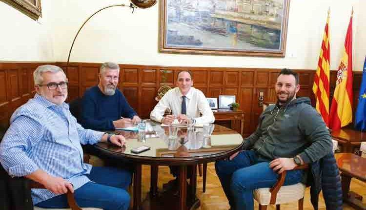 Reunió del subdelegat del Govern a Lleida, José Crespín, amb representants de la Plataforma Rescap-2