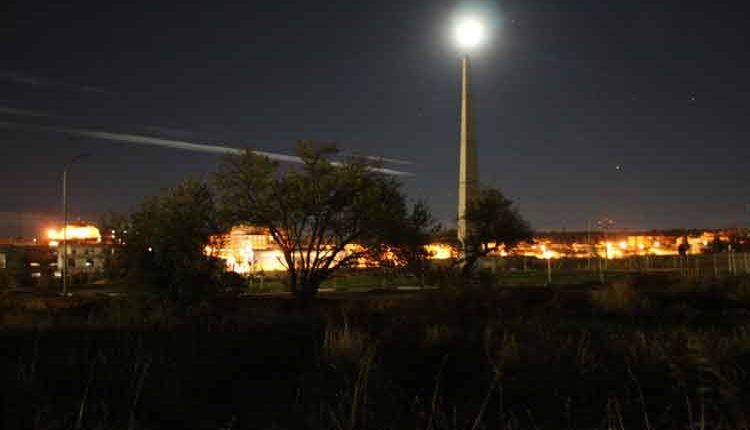 ALMACELLES. Coincidint amb el Dia Mundial de l’hora del planeta,  ha preparat la seva Nit dels Estels per mostrar a la ciutadania com és el cel nocturn, la lluna i les seves constel·lacions en una experiència interactiva