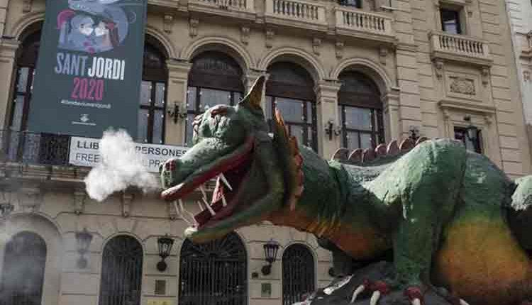 Lo Marraco porta la il·lusió de Sant Jordi pels carrers de la ciutat