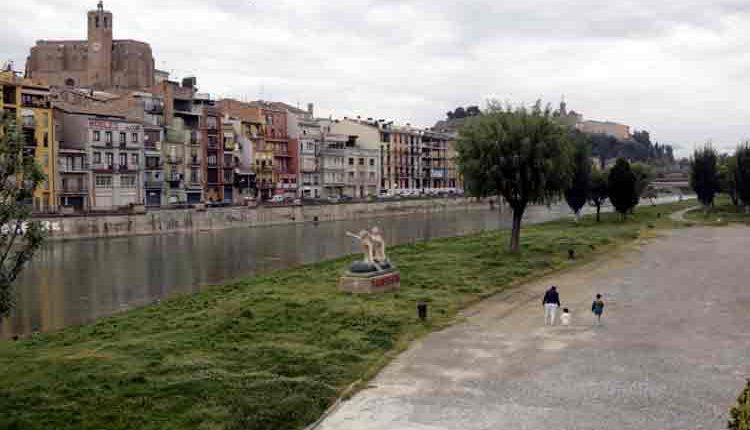 Primer dia amb nens i nenes al carrer: il·lusió, esbarjo i preocupació per l'incompliment de mesures