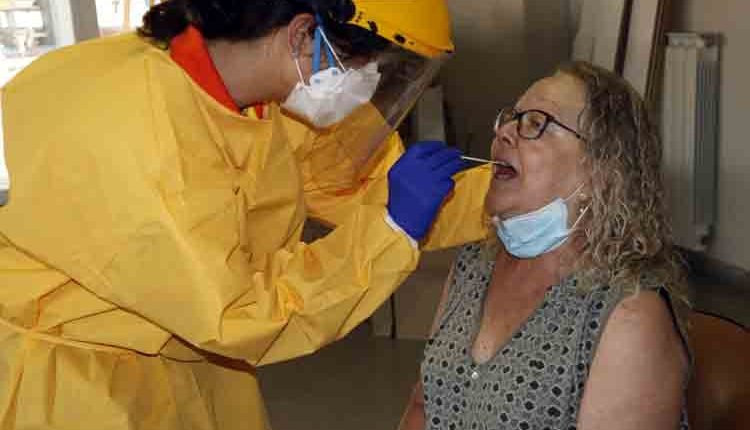 Matí de proves PCR a Albesa per l'augment de casos de covid-19