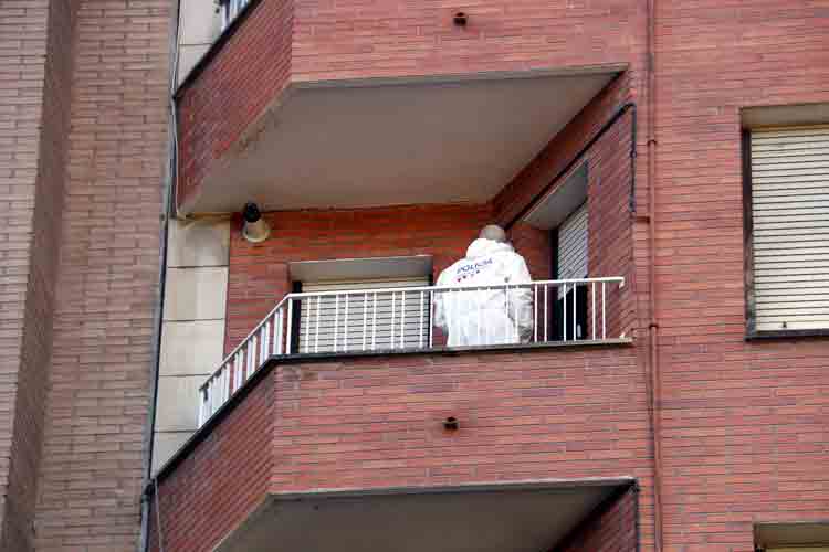 Els Mossos busquen un home a Lleida que n'hauria matat un altre en un pis del barri de Cappont