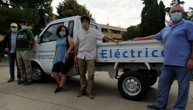 Presentació del primer vehicle elèctric del Pla d'Urgell