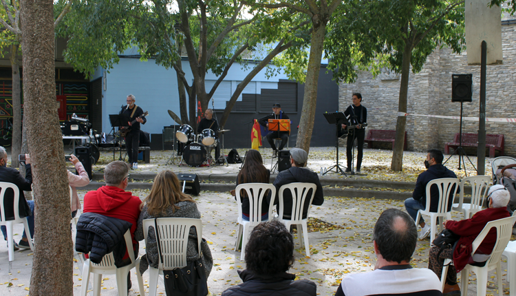 Tàrrega obre el Correllengua amb una lectura de textos de Pere Calders i un concert dels Xicots de l’Esplai