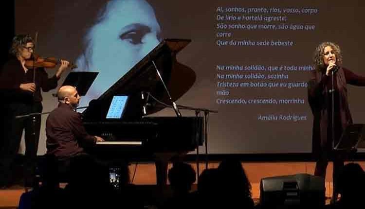 TÀRREGA. El jazz de Txema Riera i els fados de Carolina Blàvia, doble proposta musical de dissabte vinent al Teatre Ateneu.