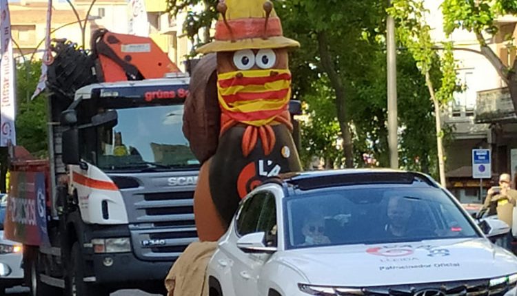 #aplecsiosi. L’Aplec al Mercat del Pla tanca avui amb titelles, tast de cerveses i concert de Yung Rajola