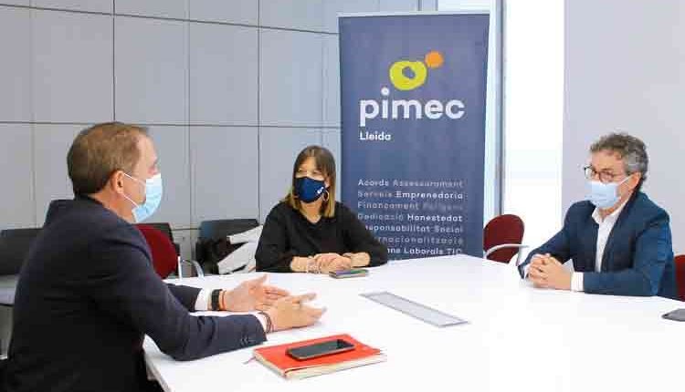 Reunió de treball del subdelegat del Govern a Lleida, José Crespín, amb el nou president de PIMEC Lleida, Xavier Caufapé,