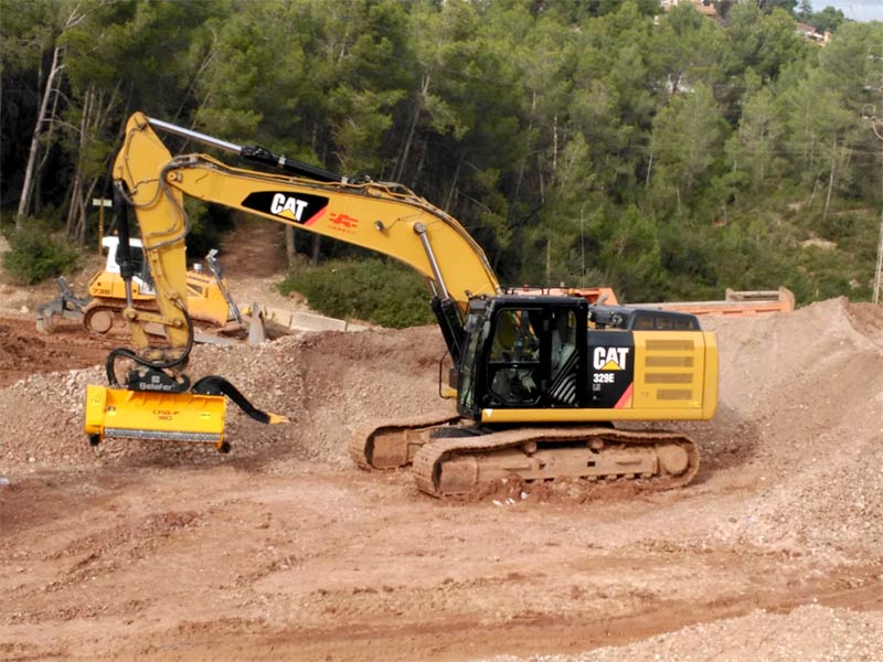Cabezales acoplables para el movimiento de tierras