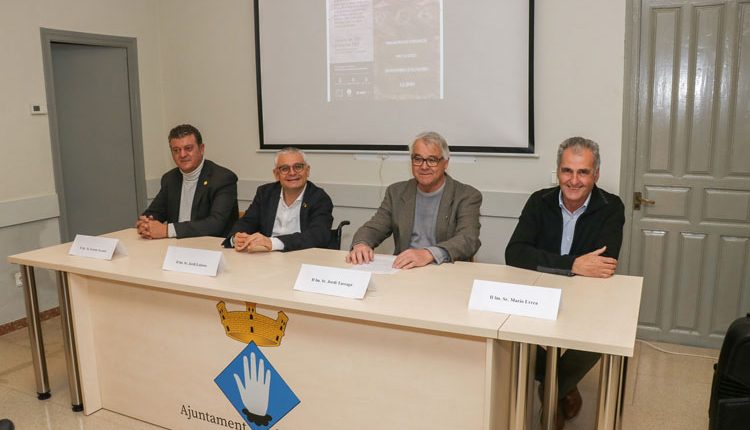 Inauguració de l’exposició ‘Artistes amb tractor’, que reivindica el paper de la pagesia en l’alimentació sostenible