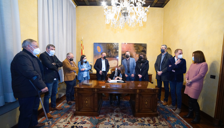 La Festivitat de Sant Antoni Abat simbolitza un any més la festa gran de l’Horta de Lleida, tal com ha quedat palès  al Saló de Sessions de la Paeria, durant la lectura del pregó de l’exconsellera d’Agricultura i diputada al Parlament, Meritxell Serret.