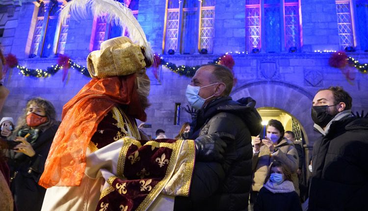 El Gran Camarlenc arriba a l’última parada del seu trajecte per recollir les cartes dels infants de Lleida