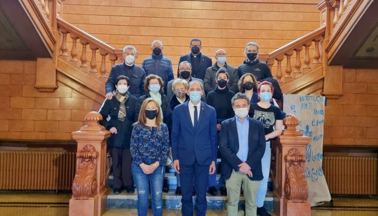 Recepció  del subdelegat del Govern a Lleida, José Crespín, al membres de la Junta Directiva de la Casa d’Andalusia de Lleida