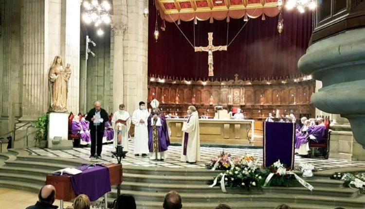 DEFUNCIONS. Mn. Vicente AlfonsoMiret. Prevere de la Diòcesi de Lleida, canonge de la Santa Església Catedral. Ha mort  el dia 7 d’abril del 2022 als 65 anys.