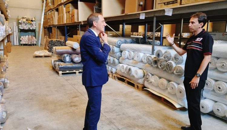 El subdelegat del Govern a Lleida visita les empreses GB Grup d’Alcarràs i Hotel Nastasi de Lleida