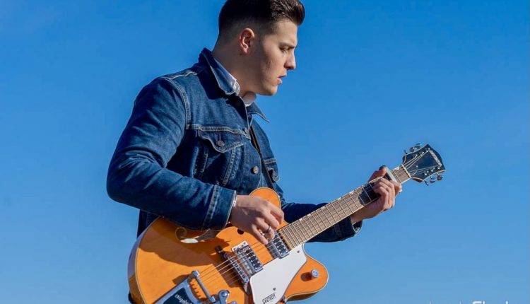 LA POBLA DE SEGUR. VÍCTOR GONZÁLEZ EN CONCERT AQUEST DISSABTE AL CICLE DE CONCERTS VESPRADES |  MÚSICA ALS ATENEUS