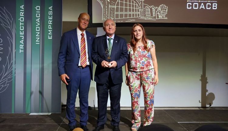 Entrega del Premi al Mèrit Professional, del Consell de Col·legis d’Agents Comercials de Catalunya, al lleidatà Fulgenci Ceròn Palau.