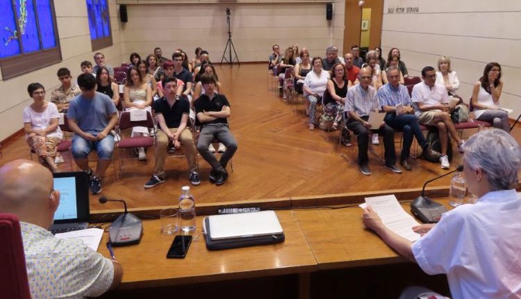 La UdL premia 12 nois i 8 noies com als millors en les olimpíades de les ciències