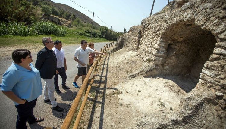 ALGERRI. Talarn assenyala l’Alberg de Peregrins i els Trullets com a exemples de buscar les oportunitats en elements singulars