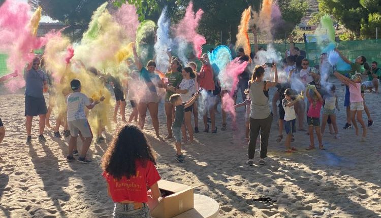 CASTELLDANS. FOTOGRAFIES DE LA HOLI PARTY