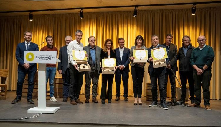 Les cinc DOP d’oli d’oliva de Catalunya reconeixen la tasca de Caprabo, en els seus premis anuals