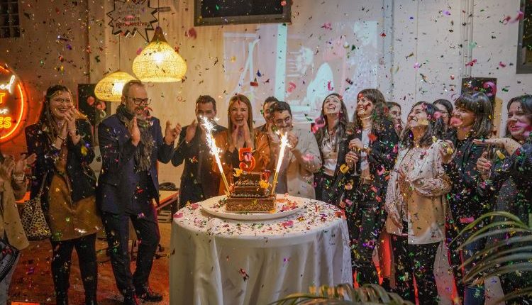 L’AGÈNCIA OMA CELEBRA EL SEU CINQUÈ ANIVERSARI