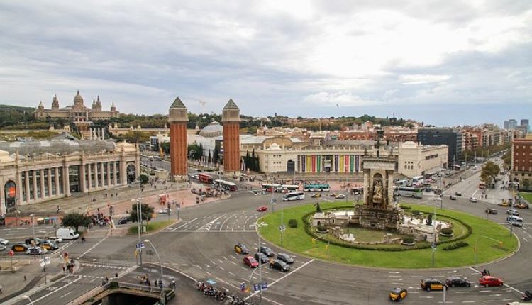 La Audiencia Provincial de Barcelona absuelve a un hombre de la acusación de abusos sexuales denunciados por su hijastra