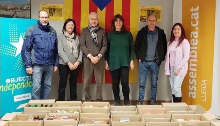 L'ANC Lleida ha fet entrega dels 500 kg de productes alimentaris recollits durant e la 3a edició de la campanya #NINGÚPASSANTGANA.