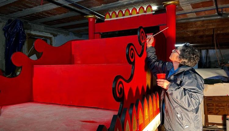 MASSALCOREIG. Els Reis d’Orient estrenaran carrossa i mudes al seu pas per Massalcoreig