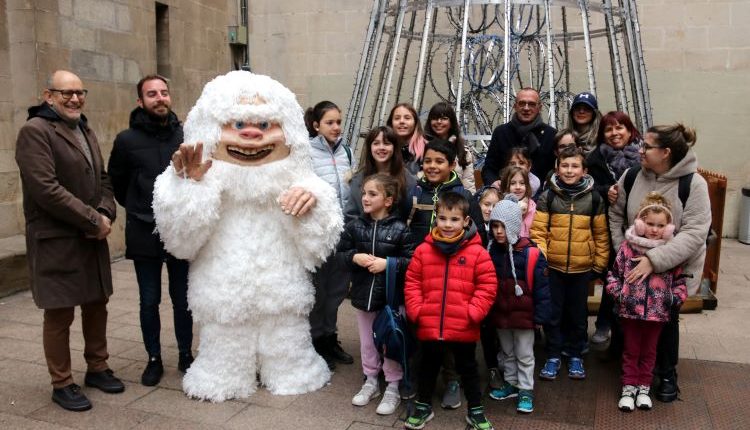 Un espectacle itinerant amb una família de 'ietis' encapçalarà la cavalcada dels Reis d'Orient a Lleida