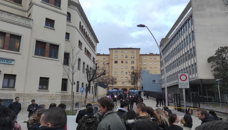Sis detinguts per la policia espanyola a Ponent en el marc d'una operació contra l'organització juvenil Arran