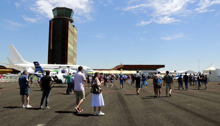 L'aeroport de Lleida-Alguaire, seu d'un festival de música dance pioner a l'Estat amb més d'una trentena de discjòqueis