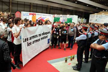 ESPAIS EDUCATIUS LLIURES D’EXÈRCITS I D’ARMES