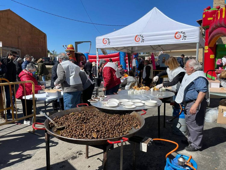 L'ALBI. Caragolada solidària de la Fecoll per rehabilitar la Font Quadrada.